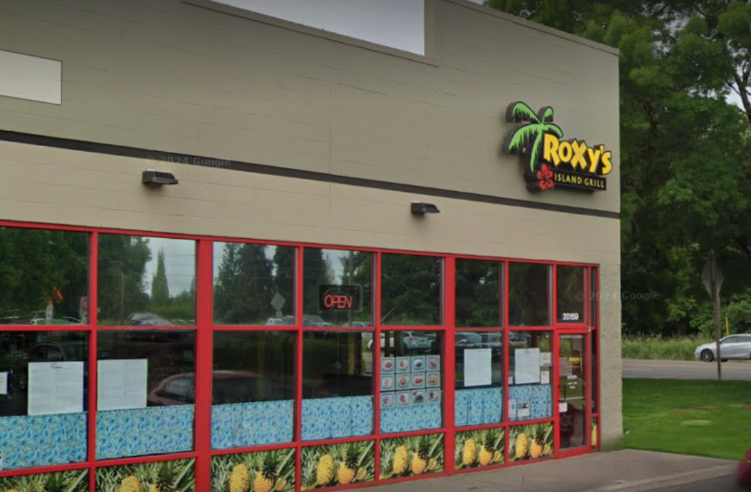 Aloha Location — Roxy's Island Grill